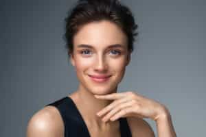 Woman has glowing, even-toned skin after laser skin resurfacing.